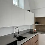 Alora Boutique 3* ليتشي