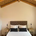 Alora Boutique 3*