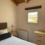 Alora Boutique