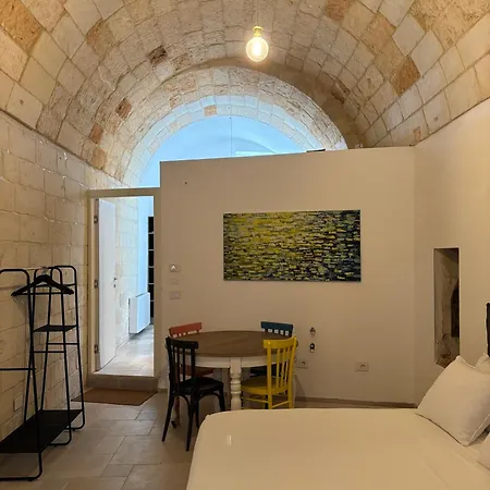 Alora Boutique Bed & Breakfast Lecce