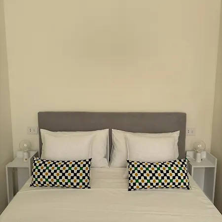 Alora Boutique Couette-café Lecce