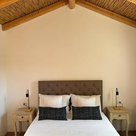 Alora Boutique 3*