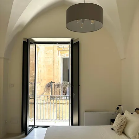 Alora Boutique Bed & Breakfast *