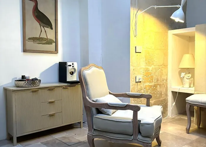 Alora Boutique Panzió Lecce