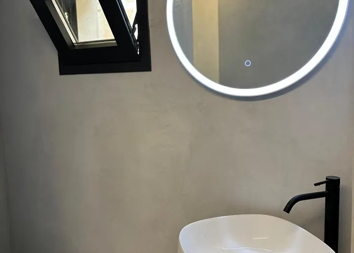 Alora Boutique Panzió Lecce