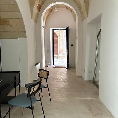 Alora Boutique Lecce