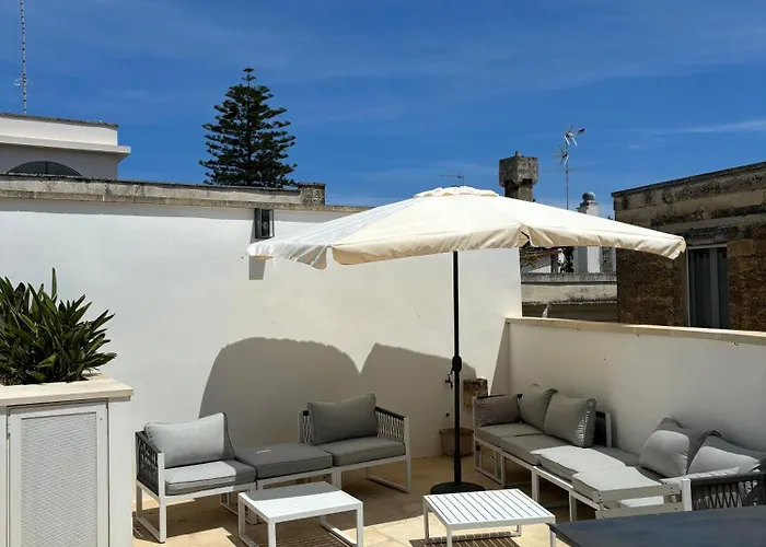 Alora Boutique לינה וארוחת בוקר 3*