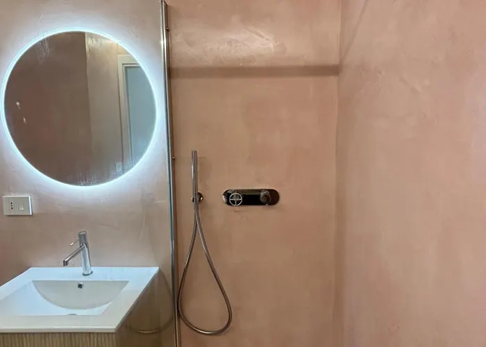 Alora Boutique לינה וארוחת בוקר