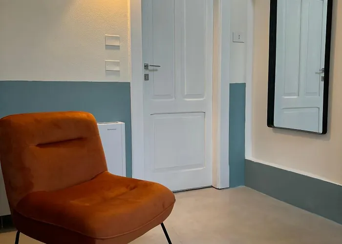 Alora Boutique לינה וארוחת בוקר 3*