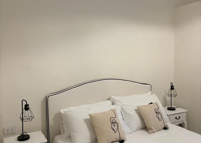 לינה וארוחת בוקר Alora Boutique לצ'ה